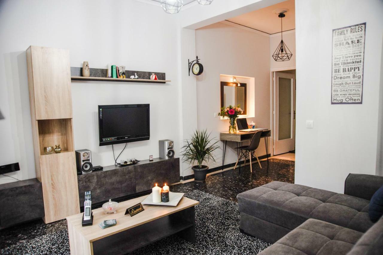 Luxury Apartment Near Acropolis! In The Heart Of Athens! المظهر الخارجي الصورة